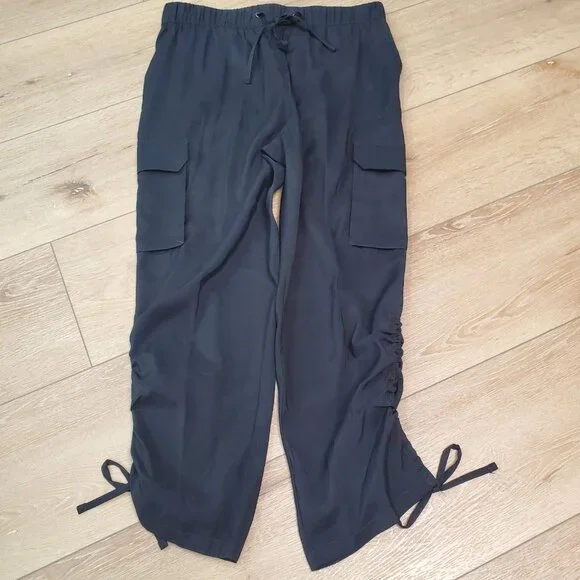 Sofia Vergara Luxe Utility Cargo Pant Size Large Black High Rise Ankle Jogger - Picture 3 of 11